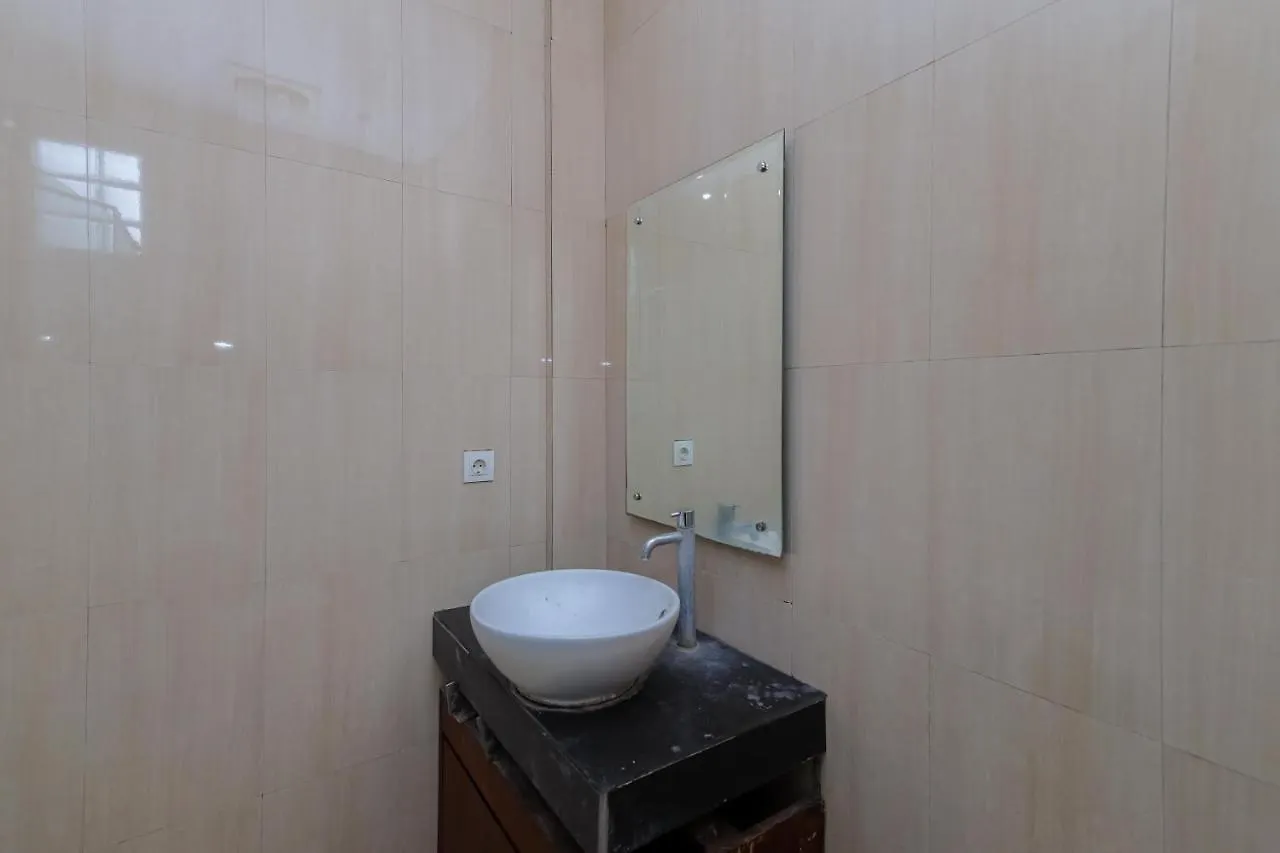 Urbanview Hotel Wg Jimbaran Bali Ungasan